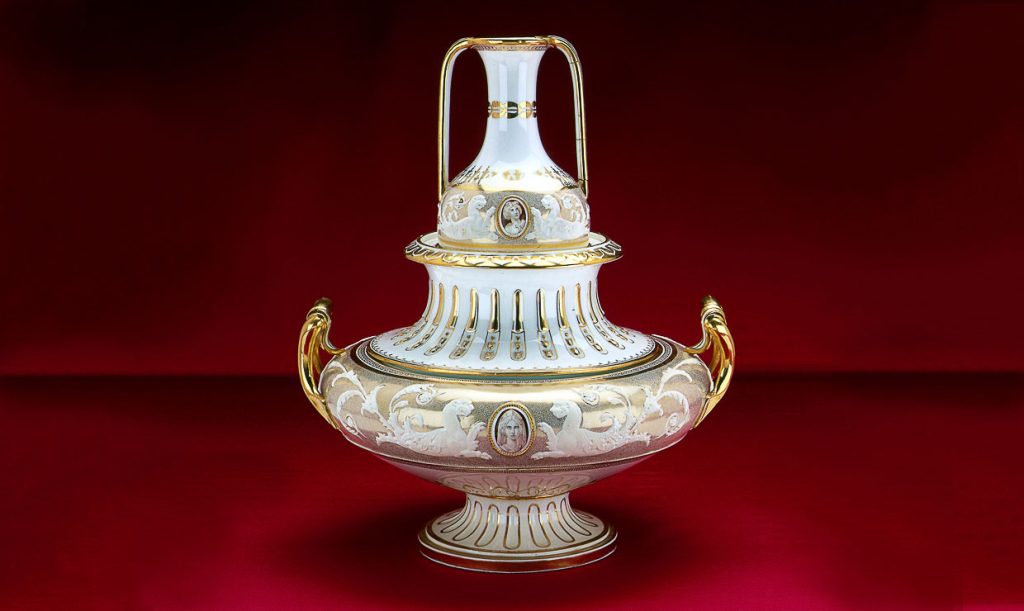 Museum of Royal Worcester - Kerr and Binns