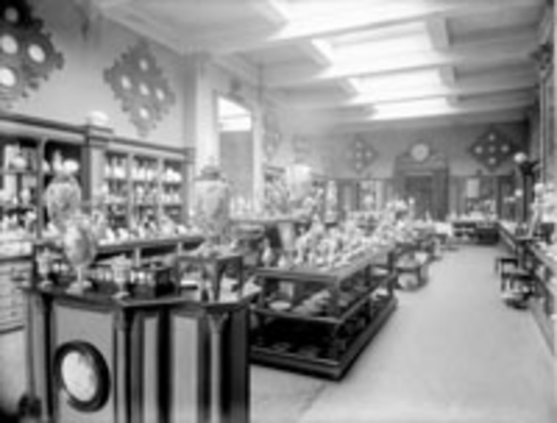 Showroom Museum of Royal Worcester