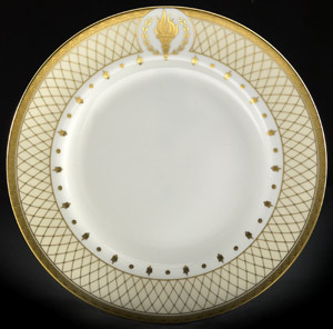 Empire Flame Plate – Clive Christian