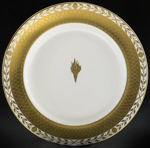 Empire Flame Service Plate – Clive Christian